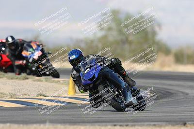 media/Nov-16-2025-Race Pace (Sun) [[8c5fa54630]]/Verified Riders/2-Turn 7 (945am)/